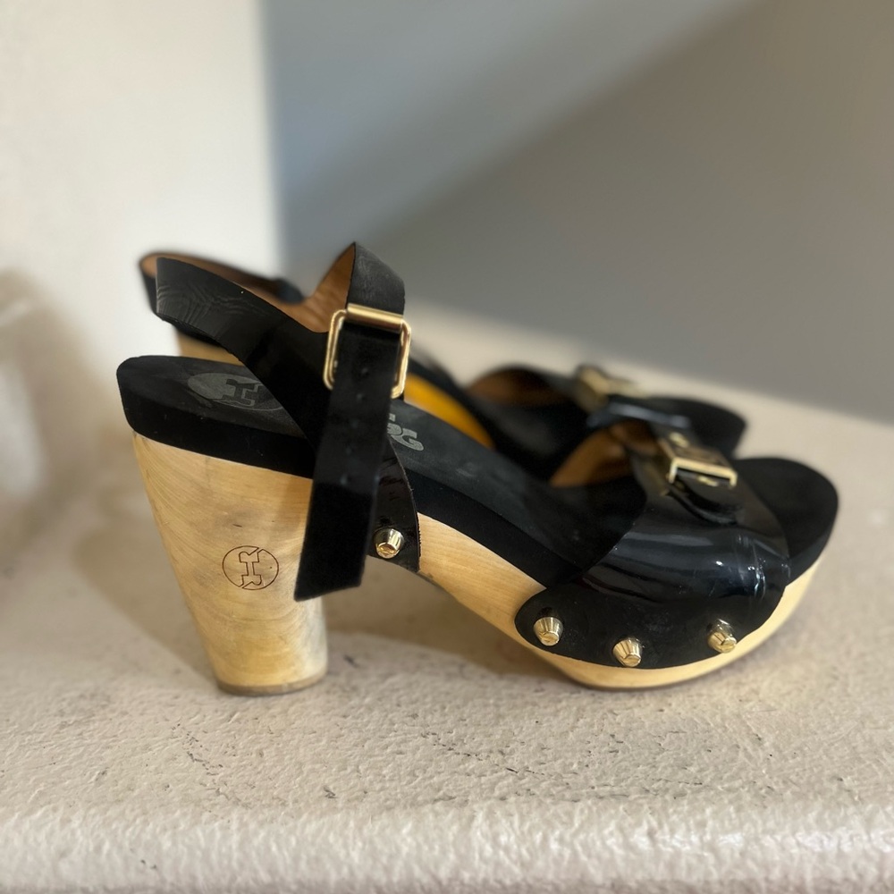 Flogg Sandal Clog Woman SZ 9 Chunky Heel Black Leather Upper Wooden Clog Sandals